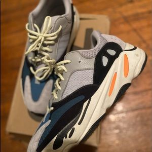Yeezy 700
